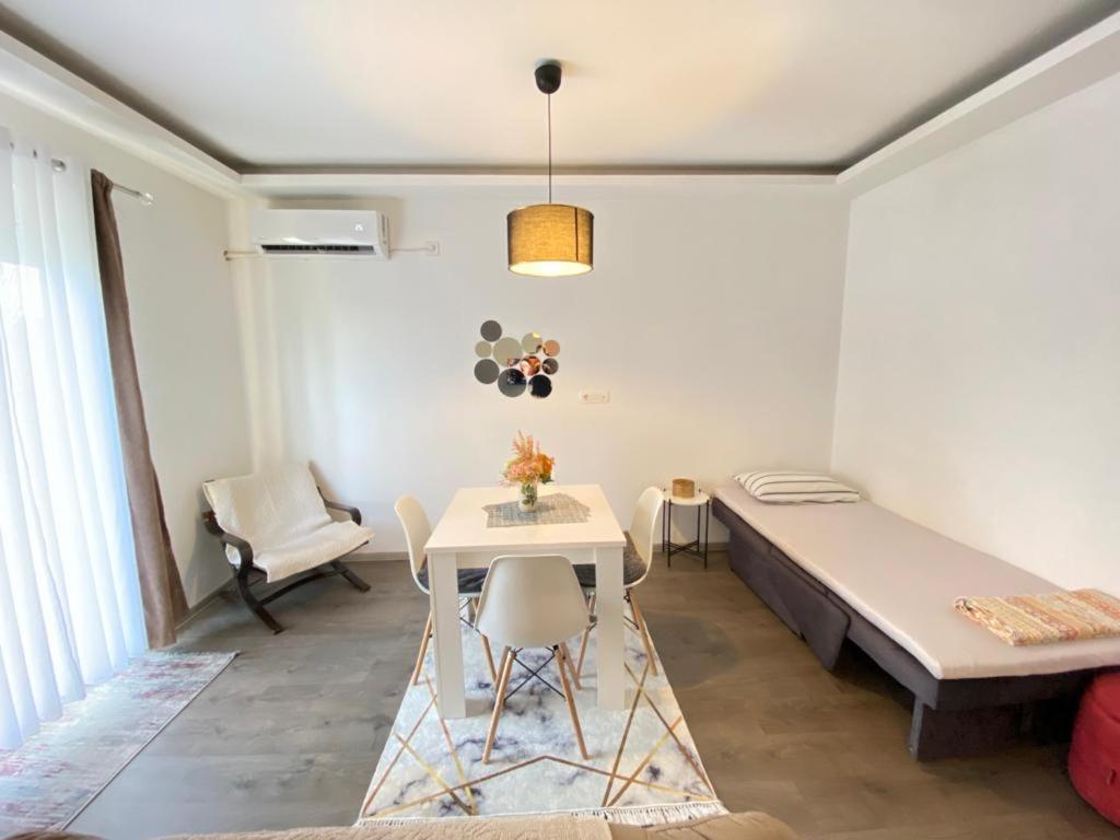 Mia Airport Appartement