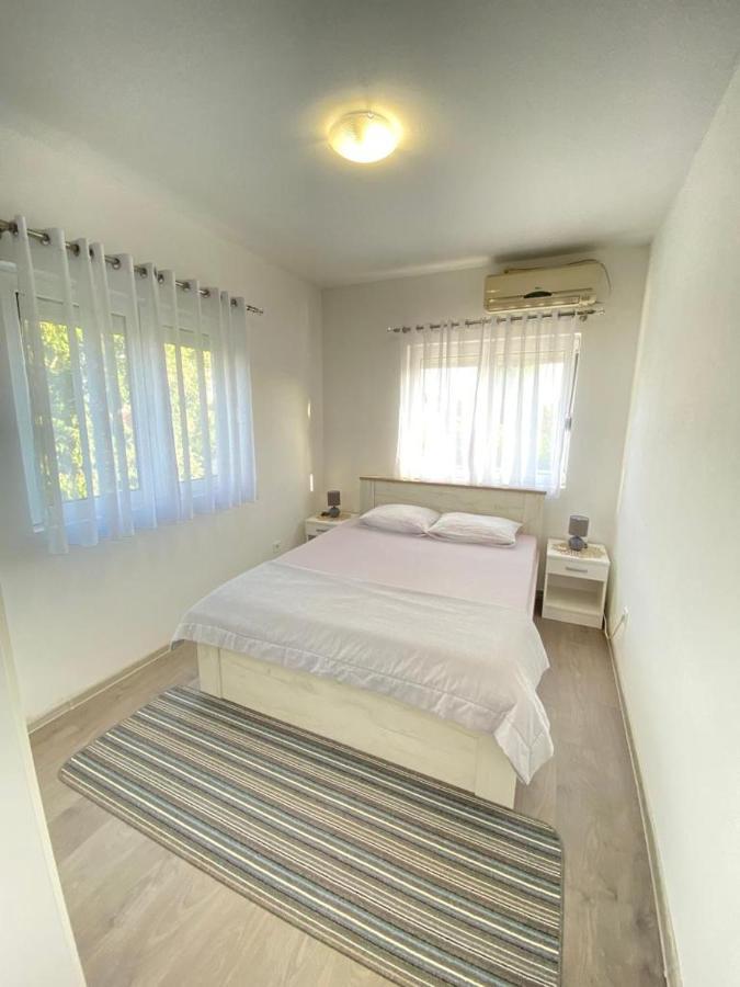 Appartement Mia Airport *
