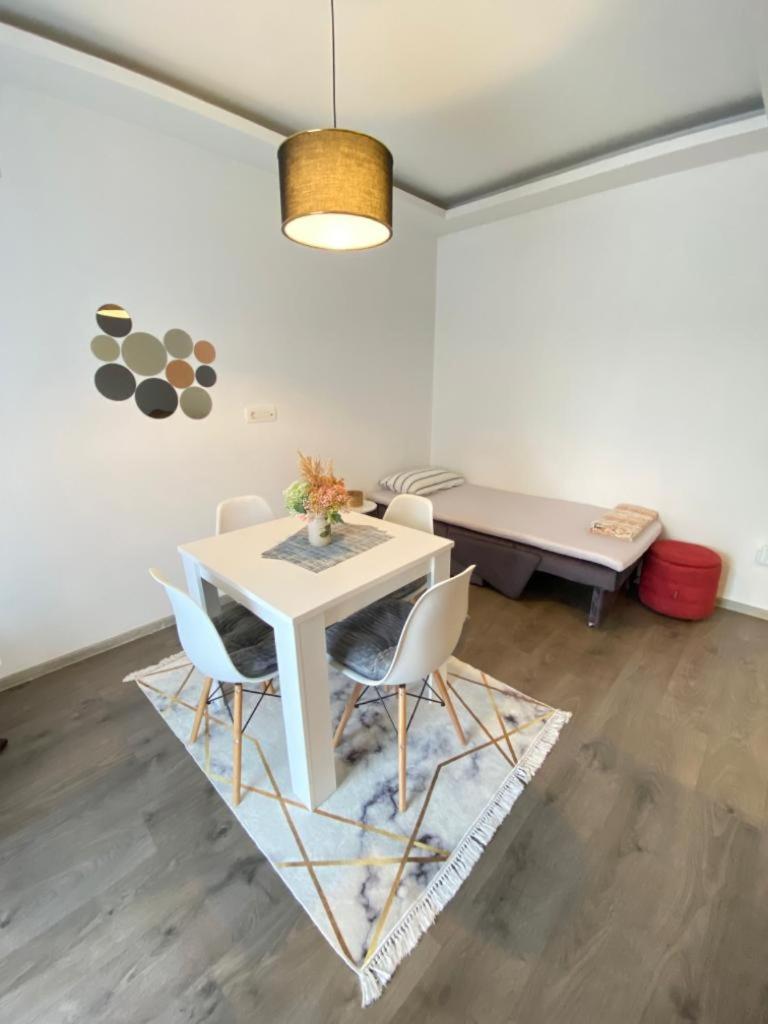 Mia Airport Appartement